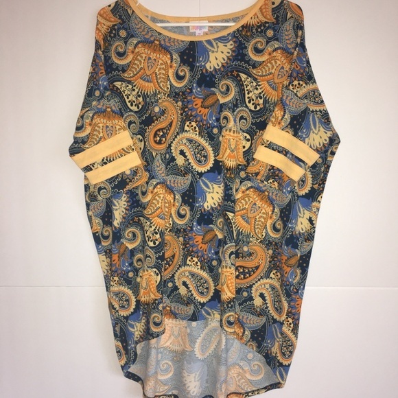 LuLaRoe Tops - LuLaRoe Paisley Ringer Sleeve Tee